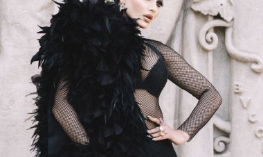 Urvashi Rautela once again creates history becomes first youngest Indian Showstopper at Paris Fashion Week 2023