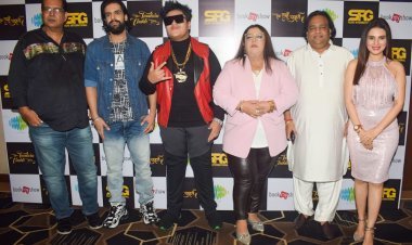 Film 'Hum Tumhein Chahte Hain' Star cast Media interactions before the release of the film